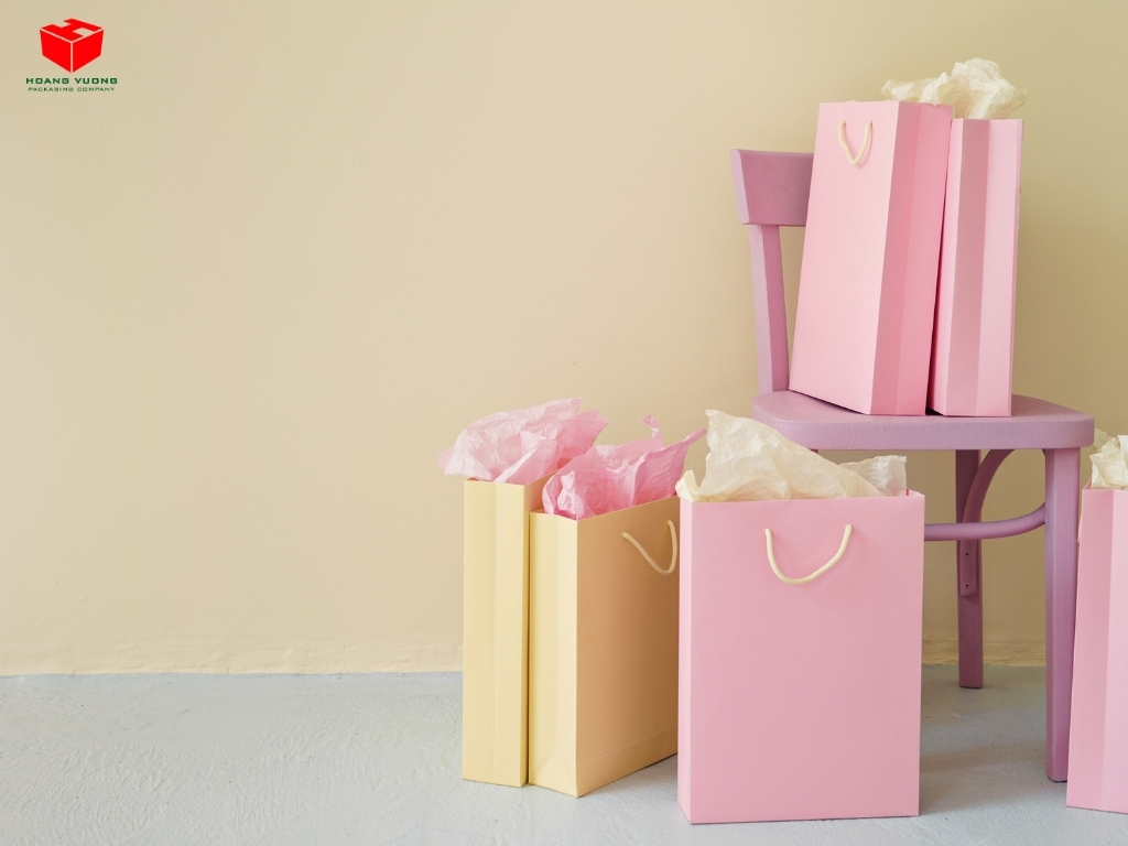 Paper Bags with Handles and Key Considerations When Choosing